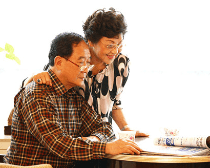 阿爾茲海默?。ㄒ唬?></a></dt>
                  <dd>
                    <h2 class=